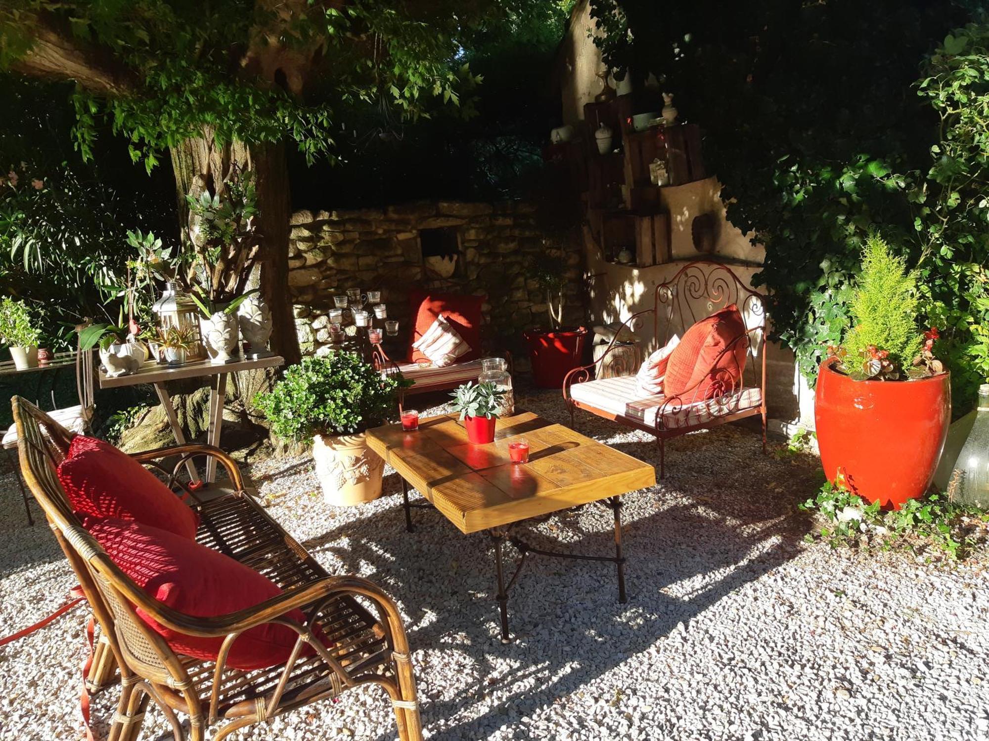 Cherche Midi Noves Exterior photo